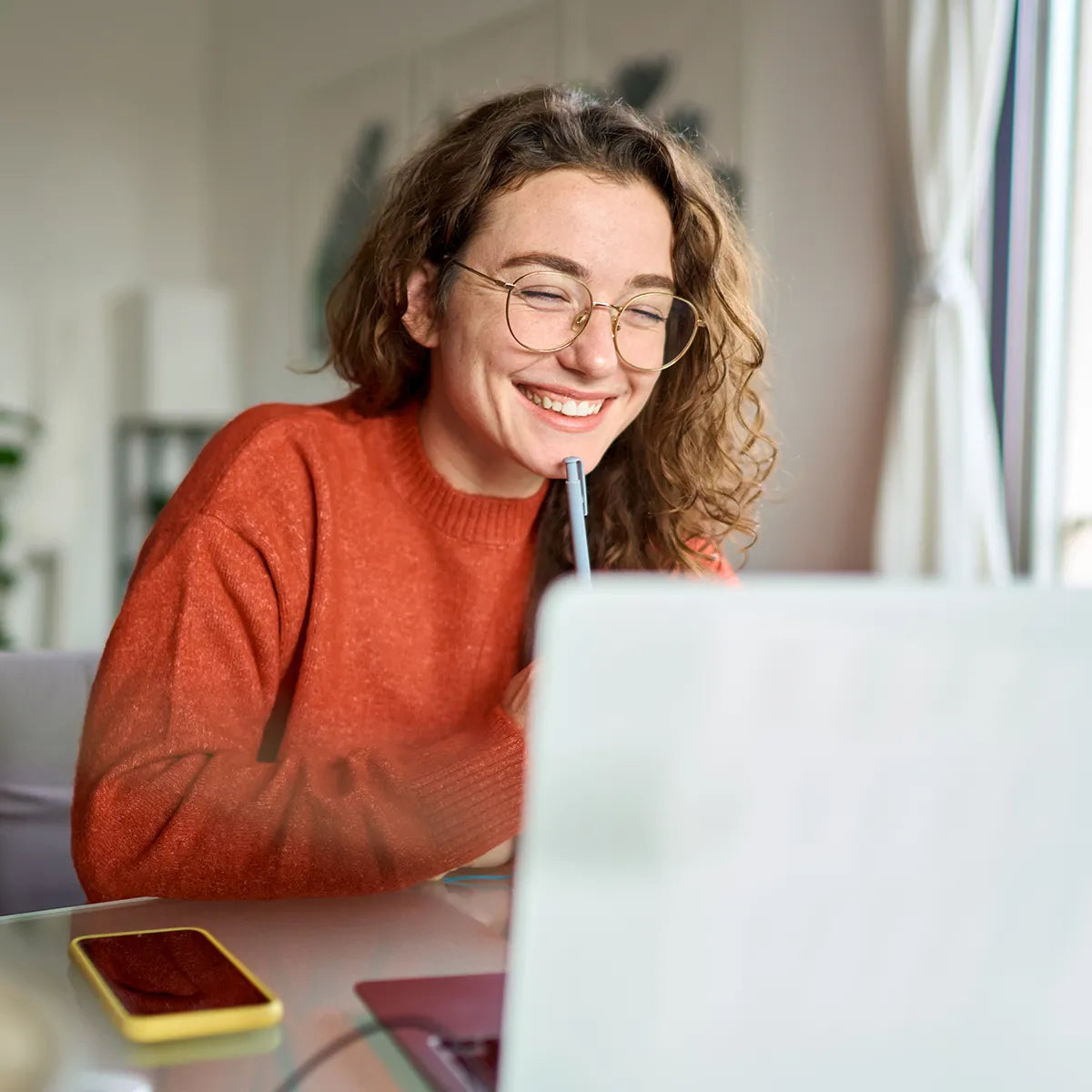 How to Stay Awake and Focus All Day